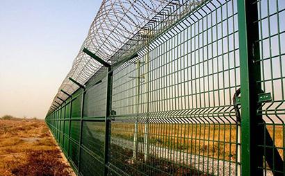飛機場圍界圍網(wǎng)安裝方法