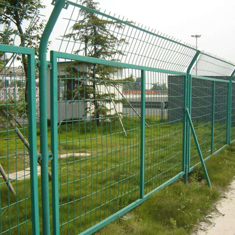 公路隔離網(wǎng)