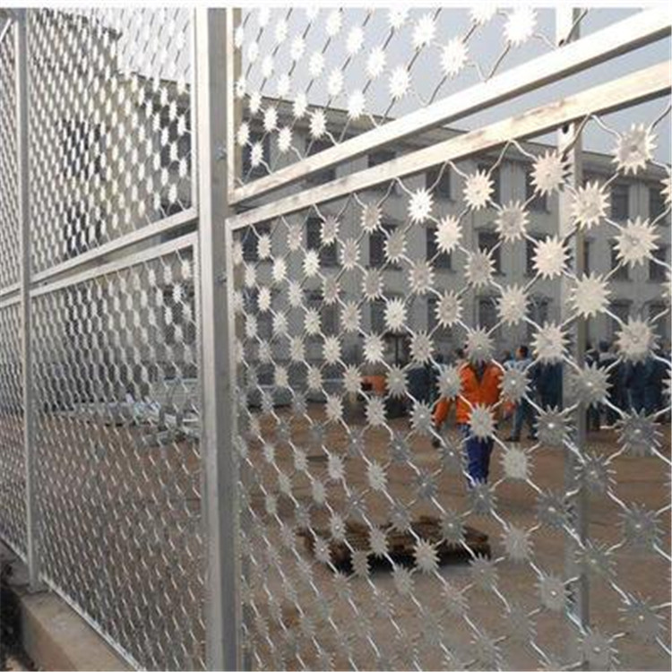 監獄看守所梅花刺鋼網墻技術參數